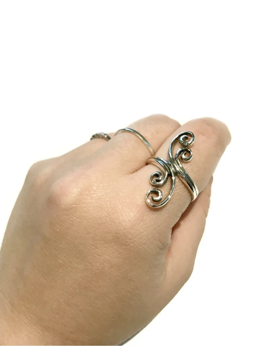 Clashing Waves Statement Ring