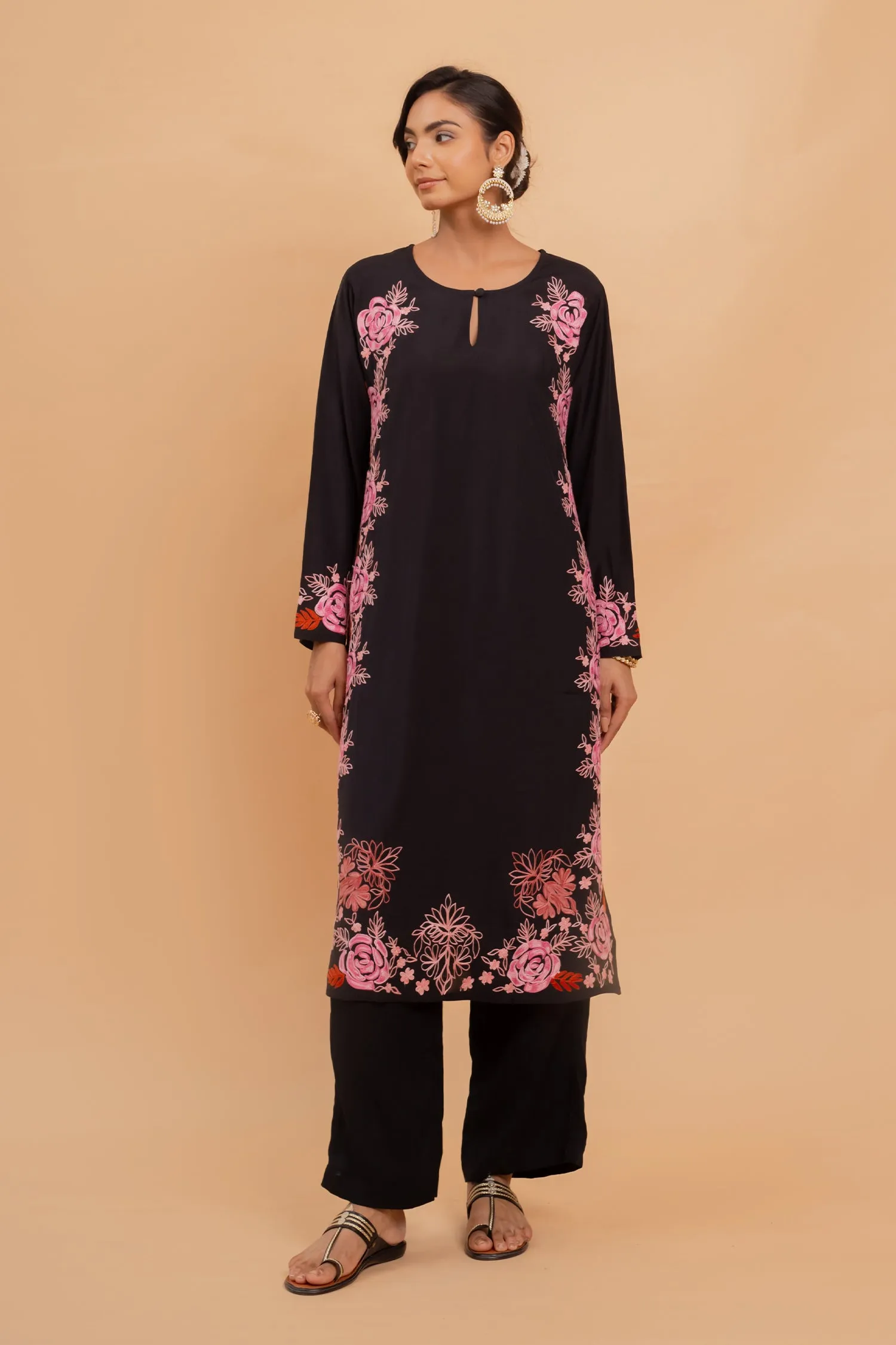 Falak Kashmiri Long Kurta In Black Muslin With Aari