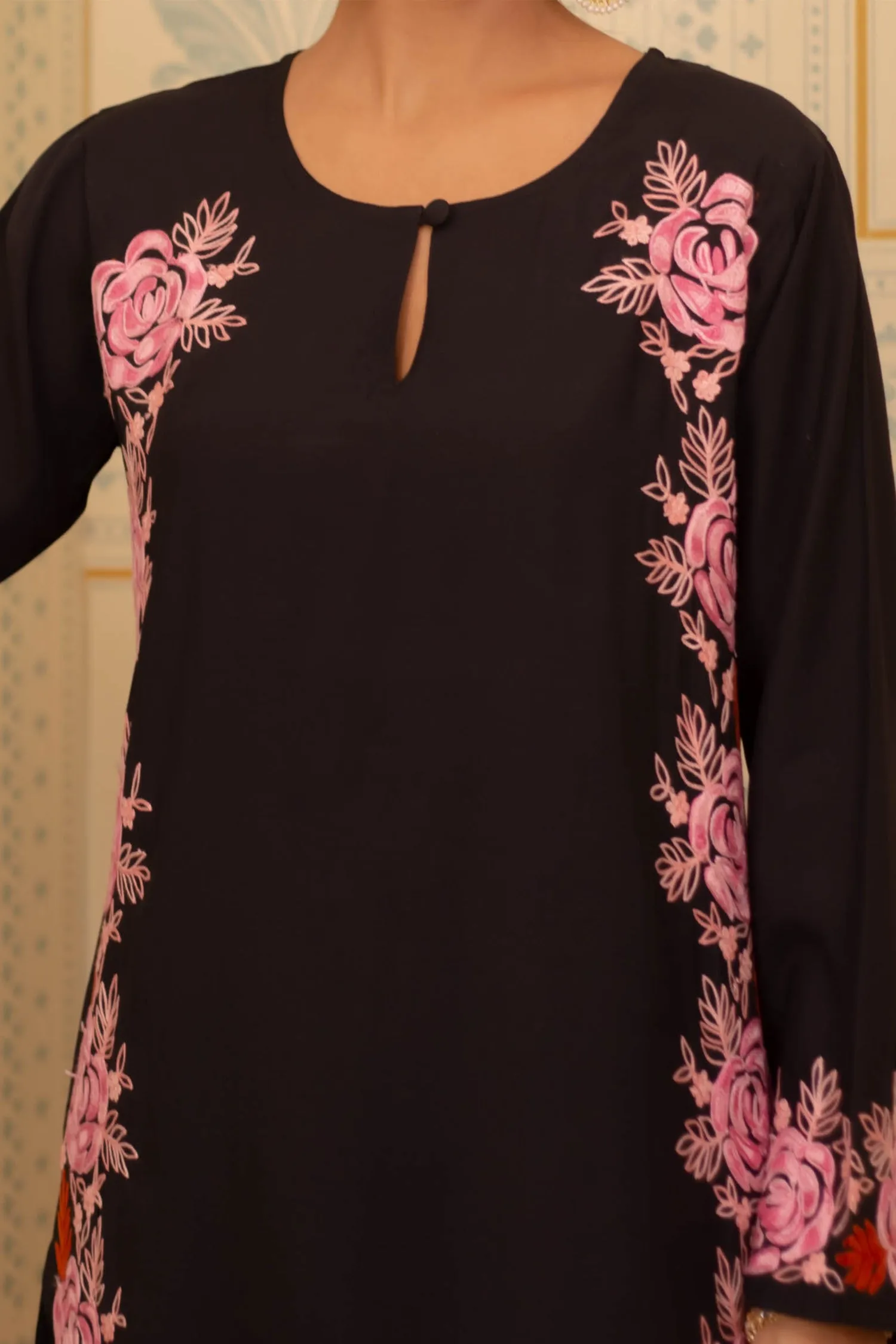 Falak Kashmiri Long Kurta In Black Muslin With Aari