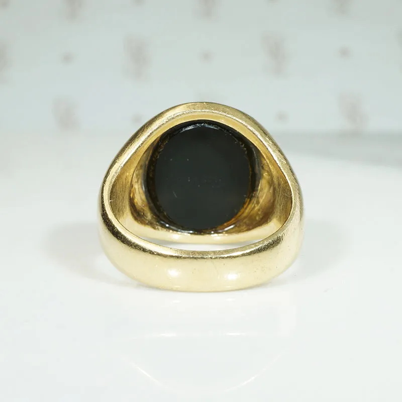 Heraldic Blazon Agate Intaglio in Gold Signet Ring