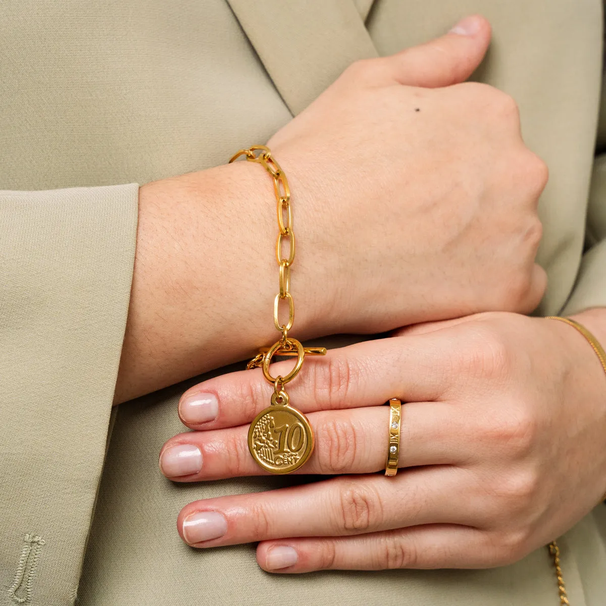 Juno Roman Stone Ring - Gold