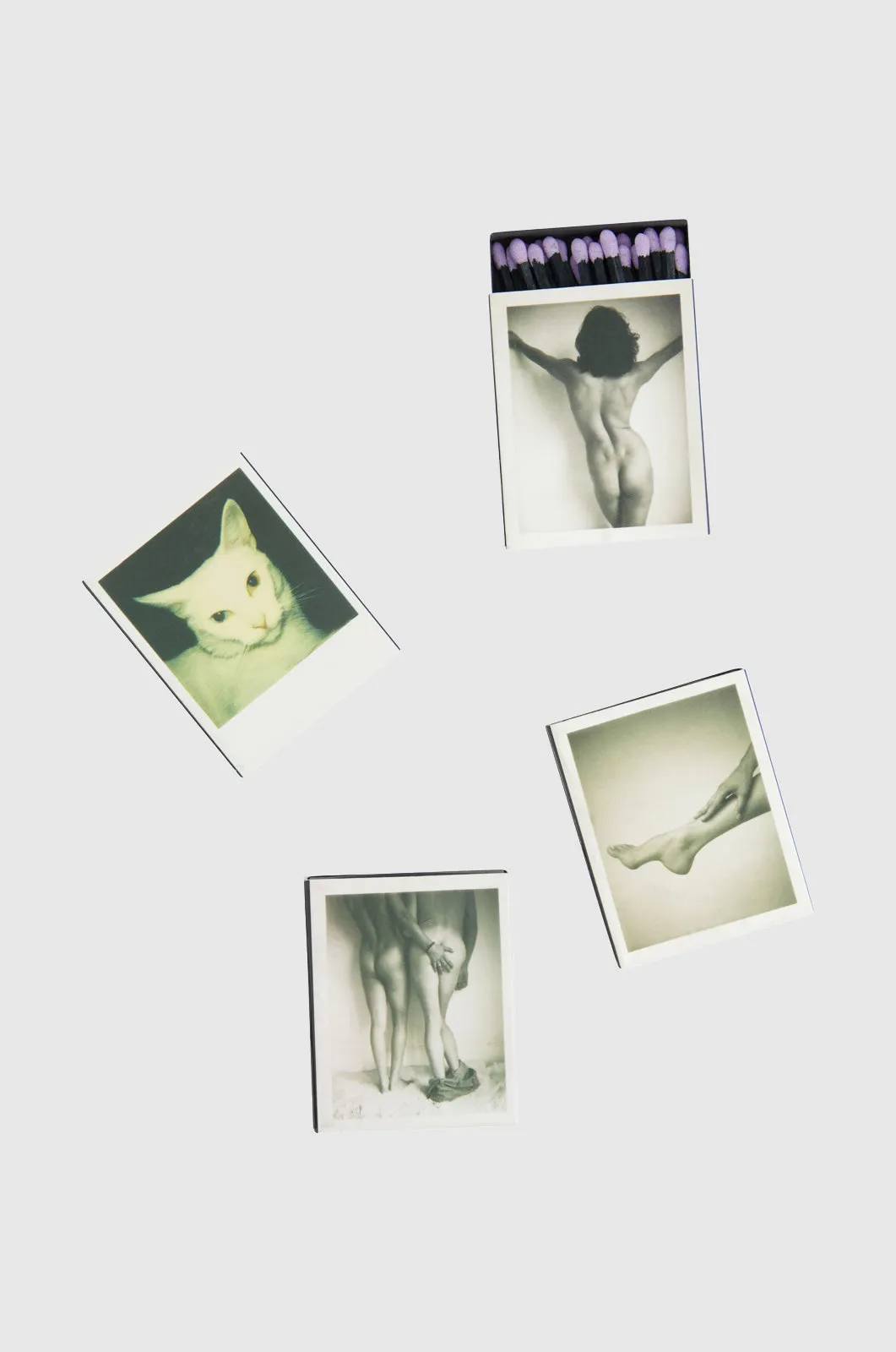 KIKI DE MONTPARNASSE x ROBERT MAPPLETHORPE - POLAROID MATCH SET