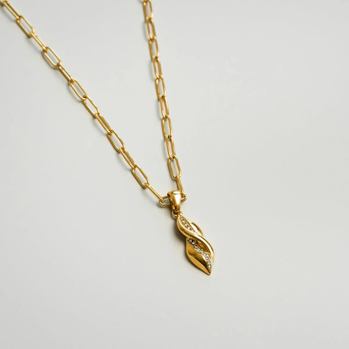 Monica Pendant Necklace - Gold