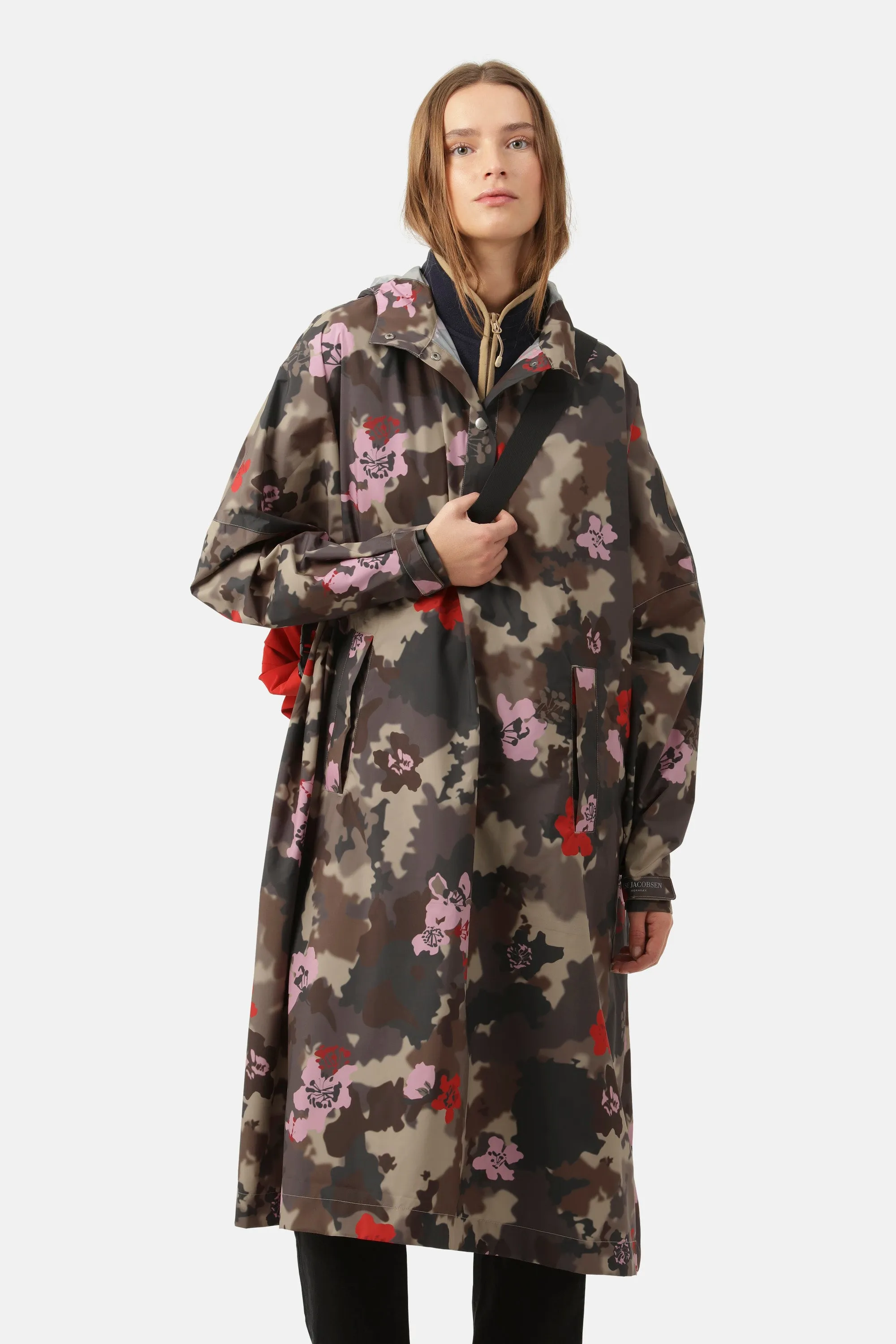 Poncho w. Sleeves - Floral Camo