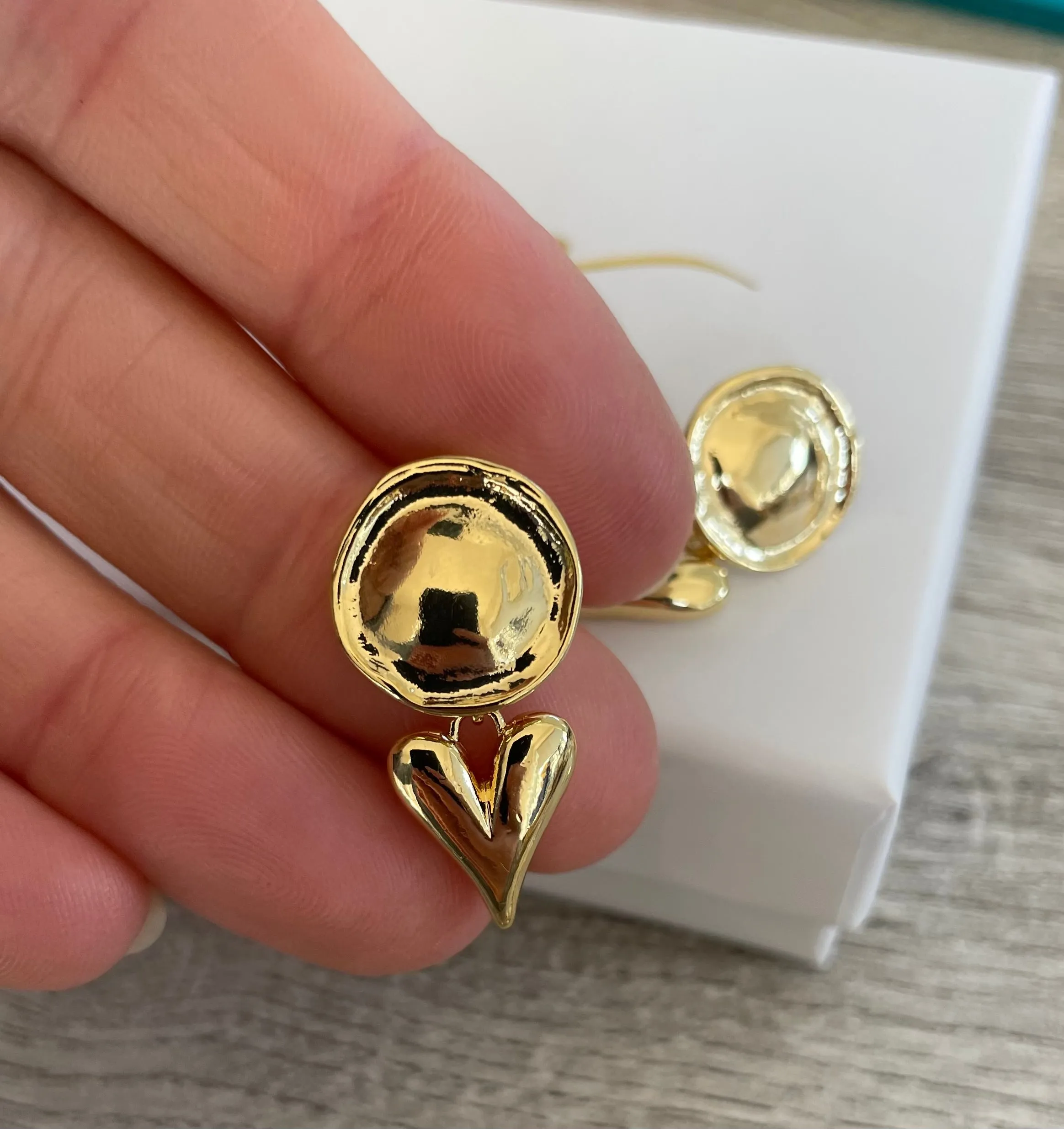 Sealed in my Heart-Earrings-Gold