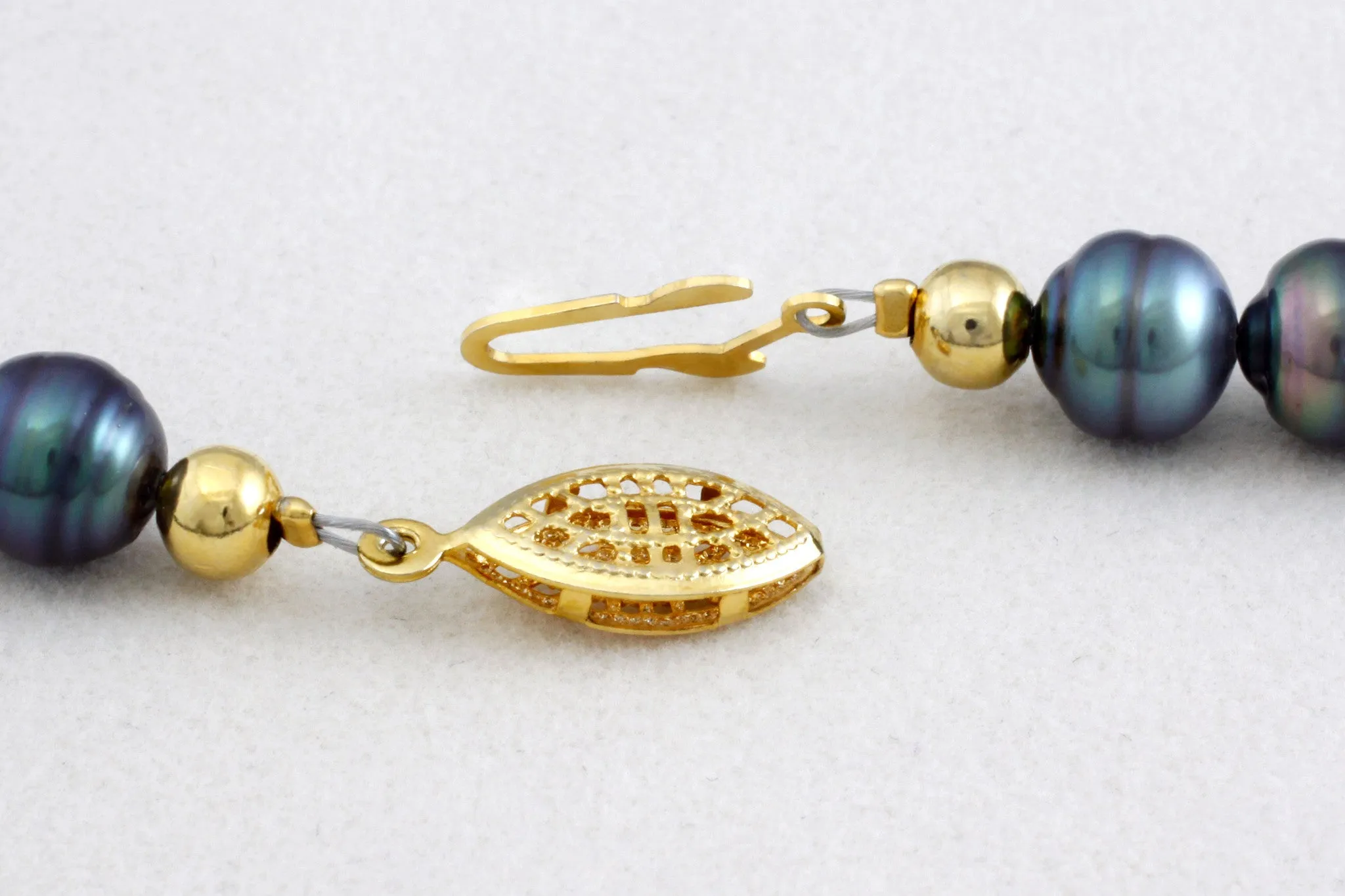 Tahitian pearl strand - Gold plated clasp - NECAUN02246